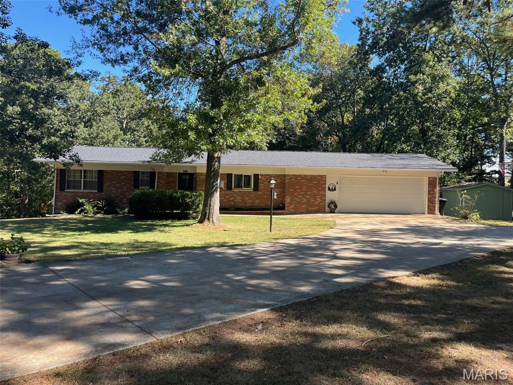 10279 Bust Drive Property Photo 1