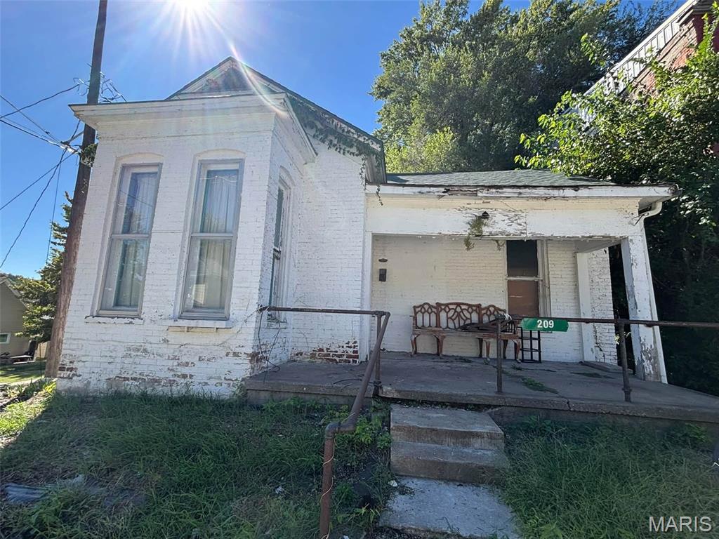 209 S 7th Street Property Photo