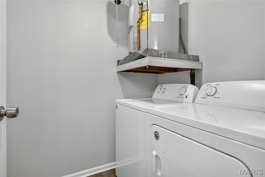 1045 Mersey Bend Drive E Property Photo 27