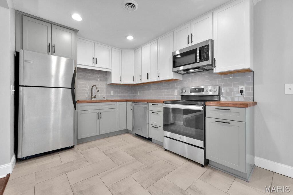 1221 Louisville Avenue Property Photo 6