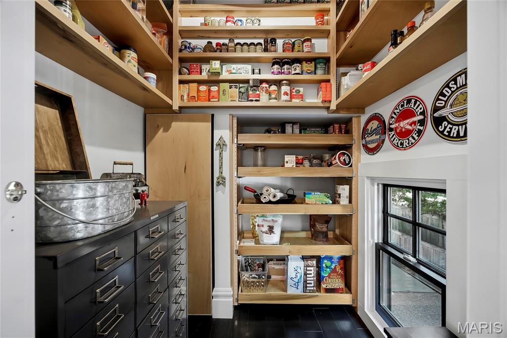 140 Linden Avenue Property Photo 17