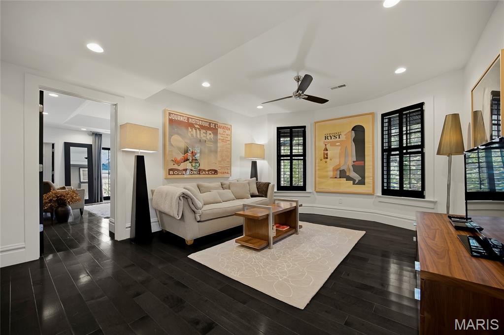 140 Linden Avenue Property Photo 24