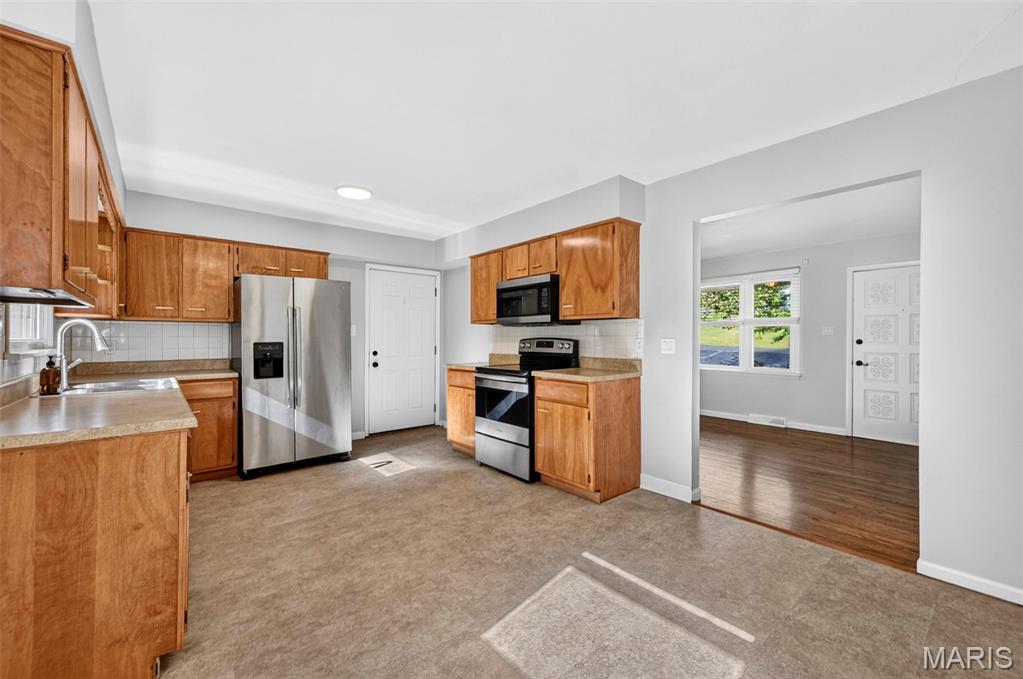 1650 Hobelman Drive Property Photo 8