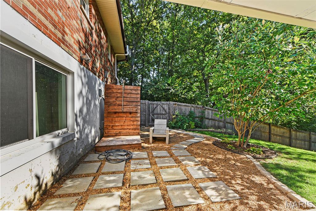 1650 Hobelman Drive Property Photo 24