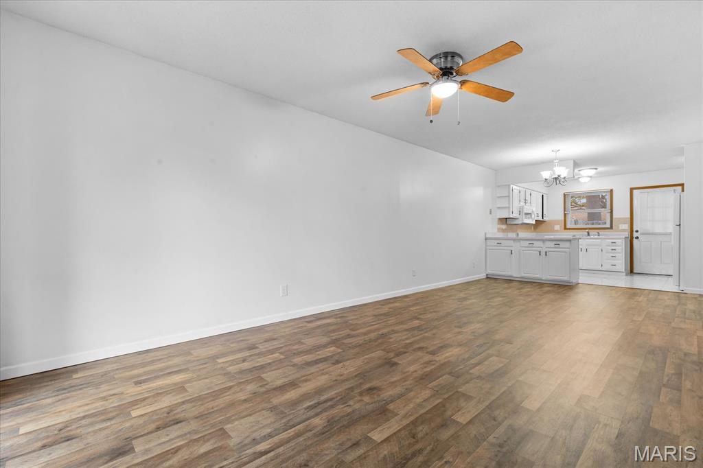 12230 Tarpon Drive Property Photo 10