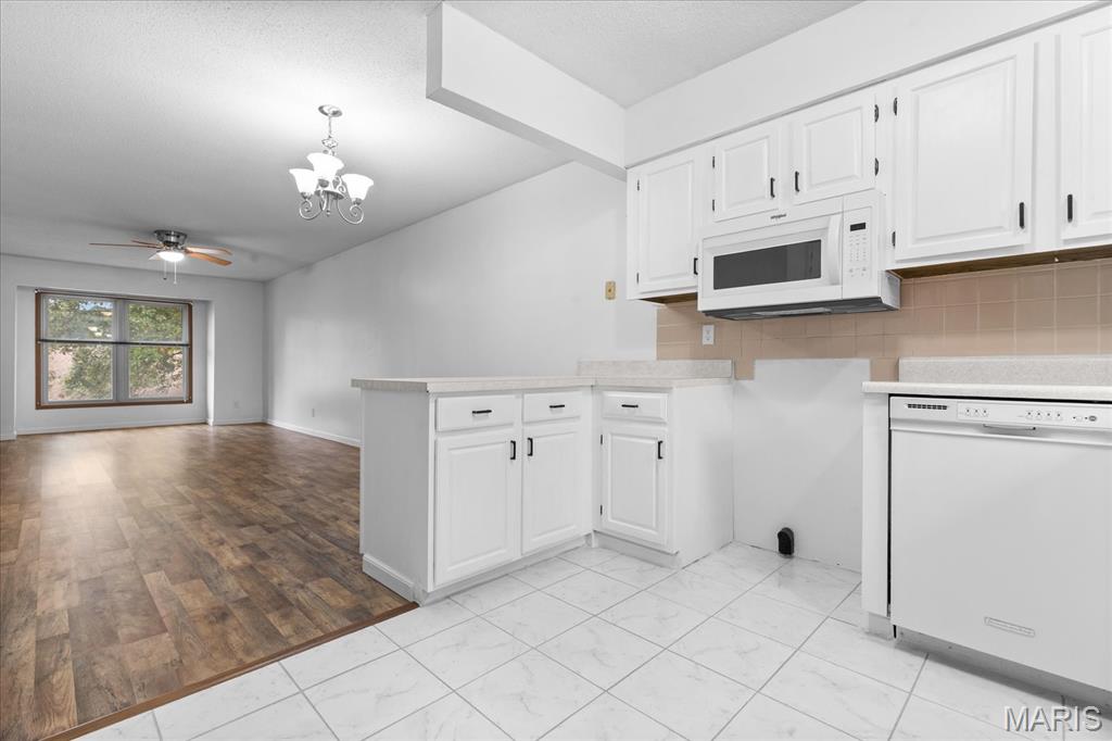 12230 Tarpon Drive Property Photo 13