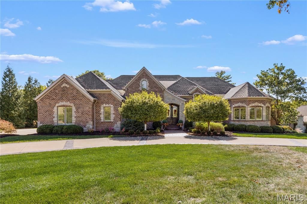 2 Fairlake Drive Property Photo 1