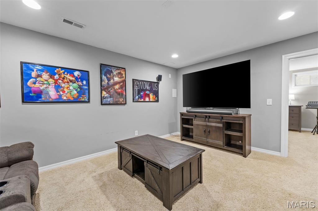 405 Charlemagne Drive Property Photo 32
