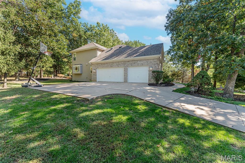 405 Charlemagne Drive Property Photo 40