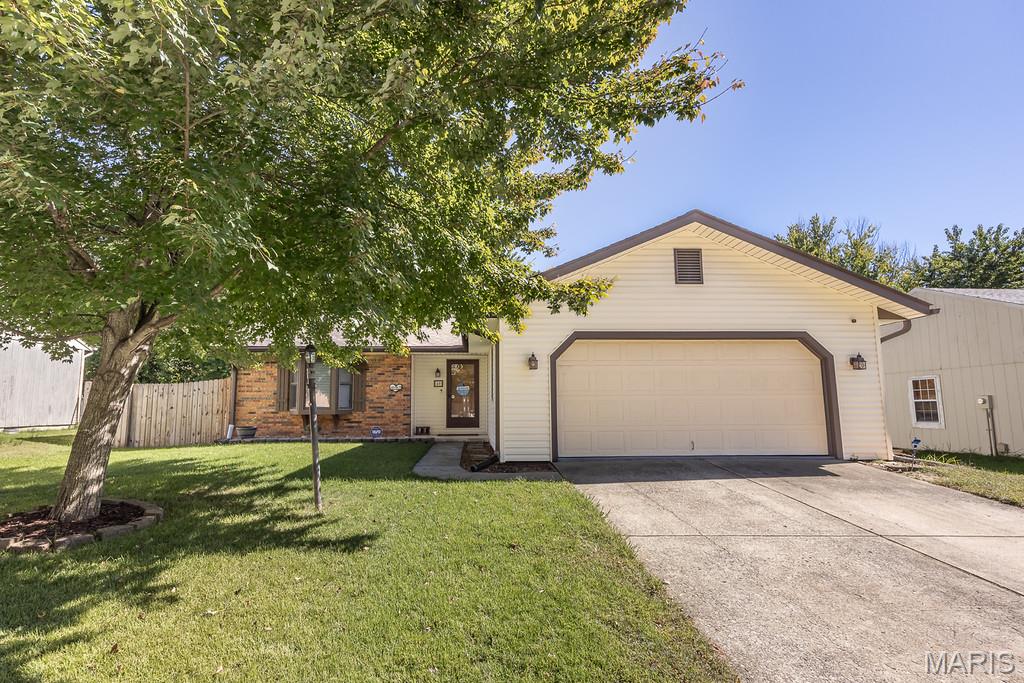 40 Innsbruck Lane Property Photo 1