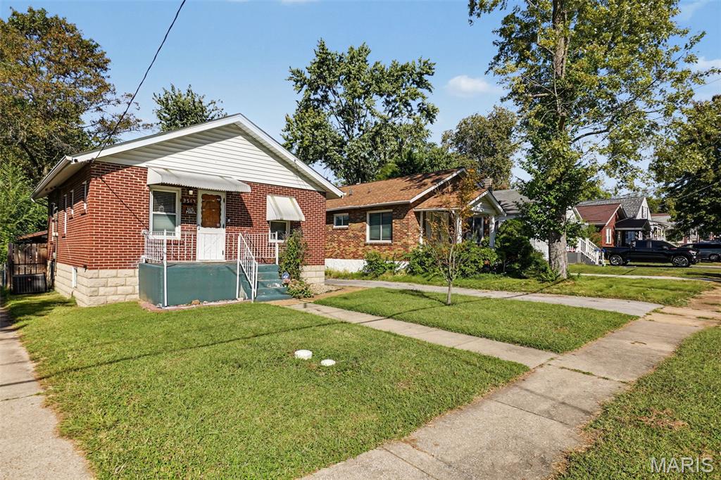 3517 Dix Avenue Property Photo 2