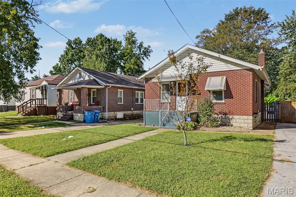 3517 Dix Avenue Property Photo 3