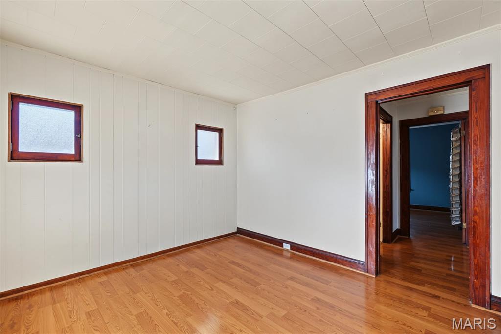 3517 Dix Avenue Property Photo 4
