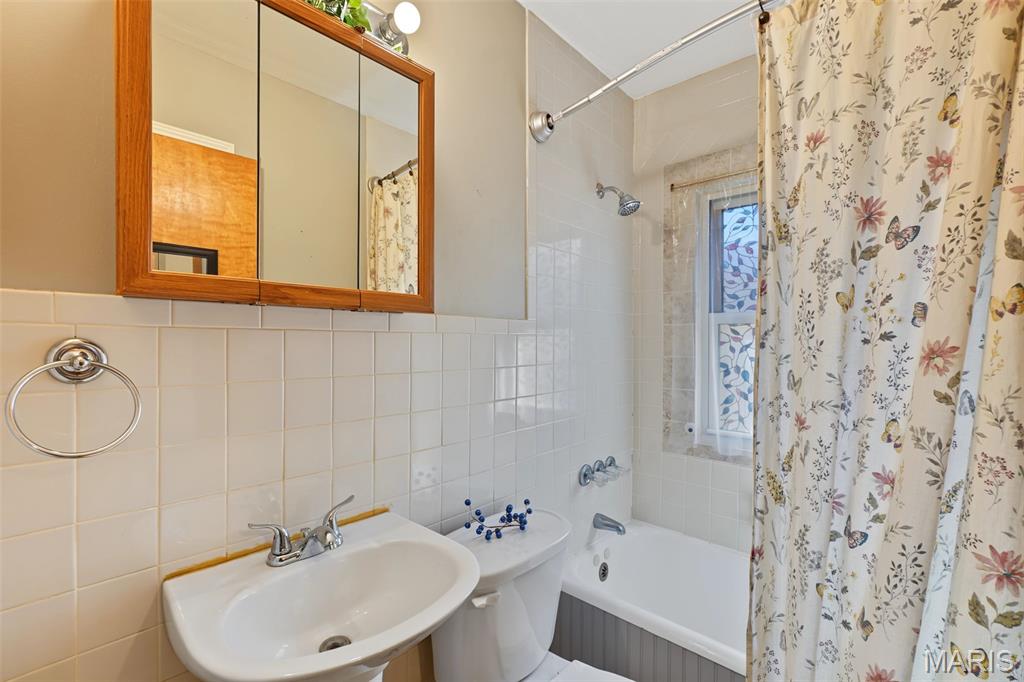 3517 Dix Avenue Property Photo 12