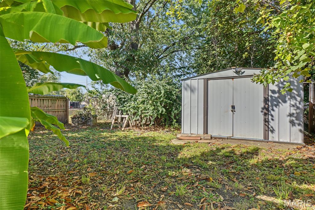 3517 Dix Avenue Property Photo 16