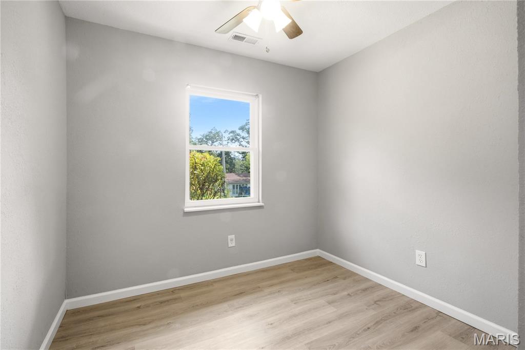 7931 White Oak Drive Property Photo 11
