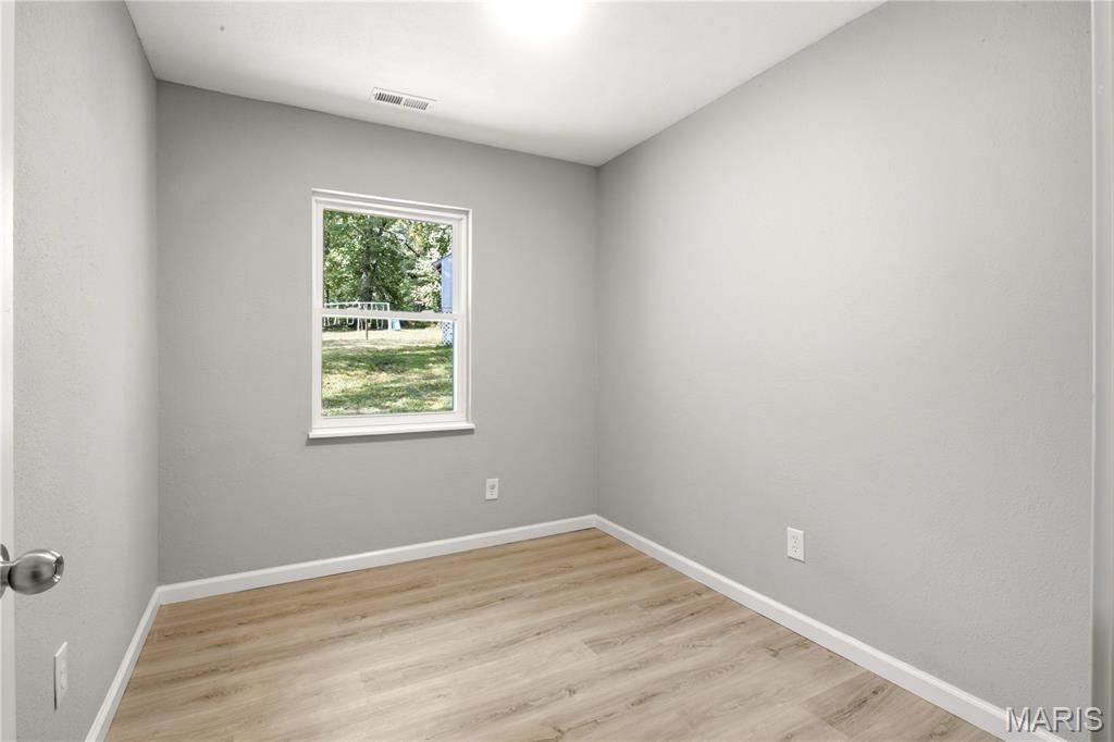 7931 White Oak Drive Property Photo 16