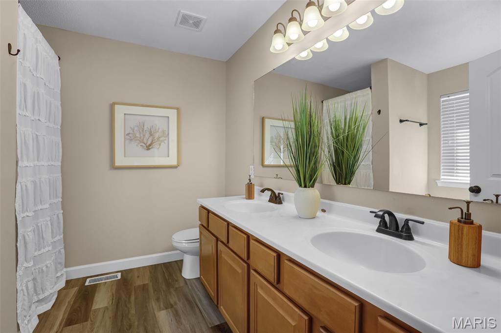 1876 Wellington Lane Property Photo 21