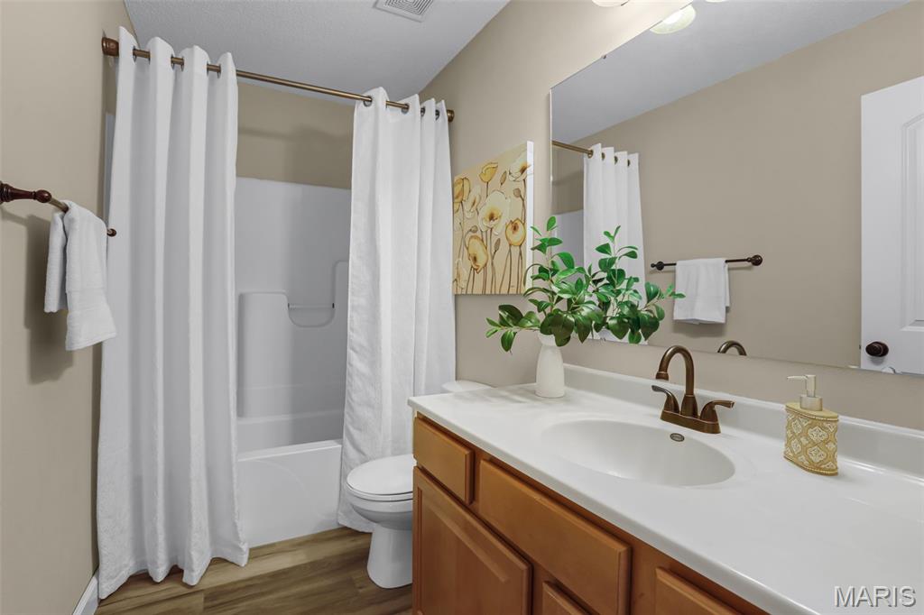 1876 Wellington Lane Property Photo 25