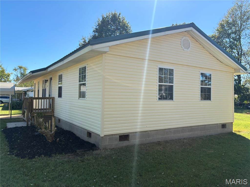 909 E. Almar Property Photo 4