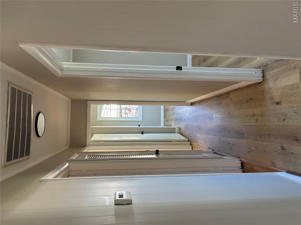 909 E. Almar Property Photo 24