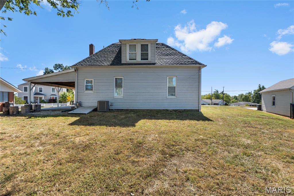 516 E Ste Maries Property Photo 19