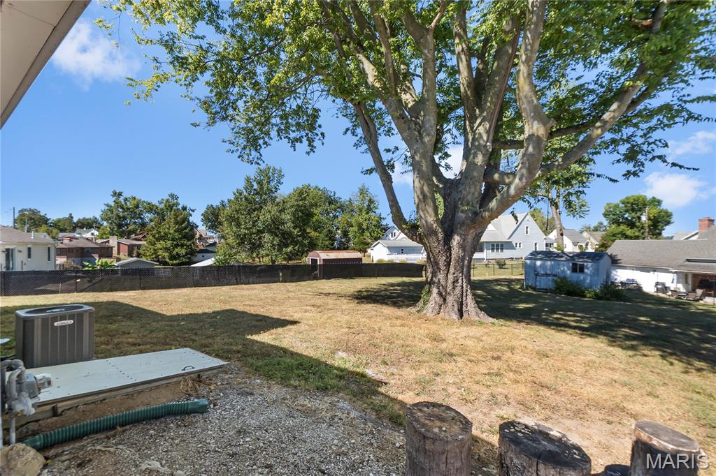 516 E Ste Maries Property Photo 21