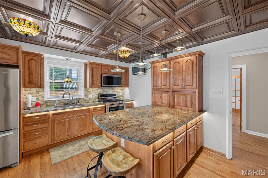 9015 Gravois Road Property Photo 3