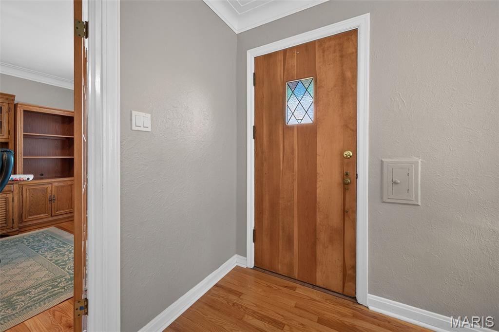 9015 Gravois Road Property Photo 8