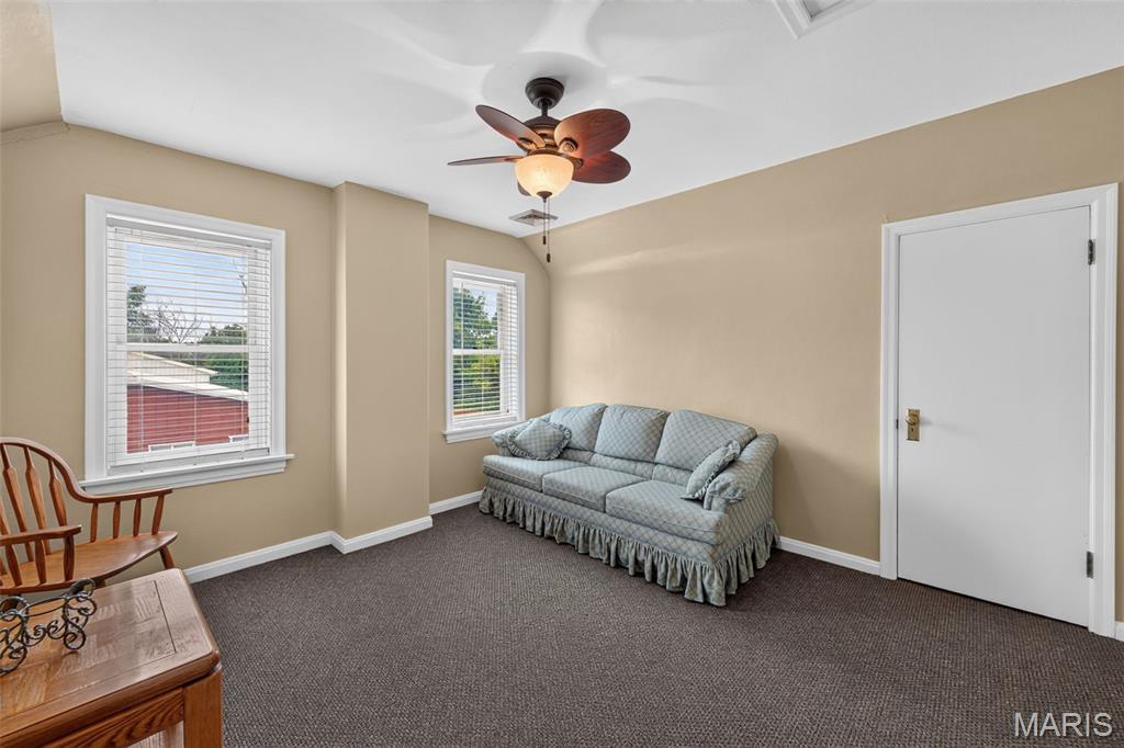 9015 Gravois Road Property Photo 29