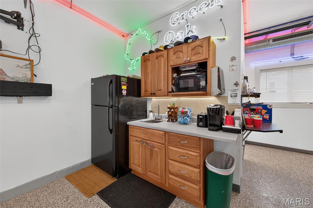 9015 Gravois Road Property Photo 42