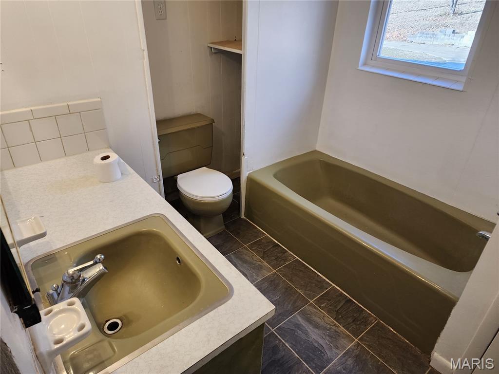 138 Mulberry Street Property Photo 26