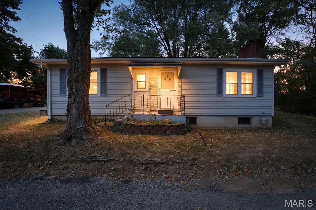 5935 Maple Street Property Photo 1