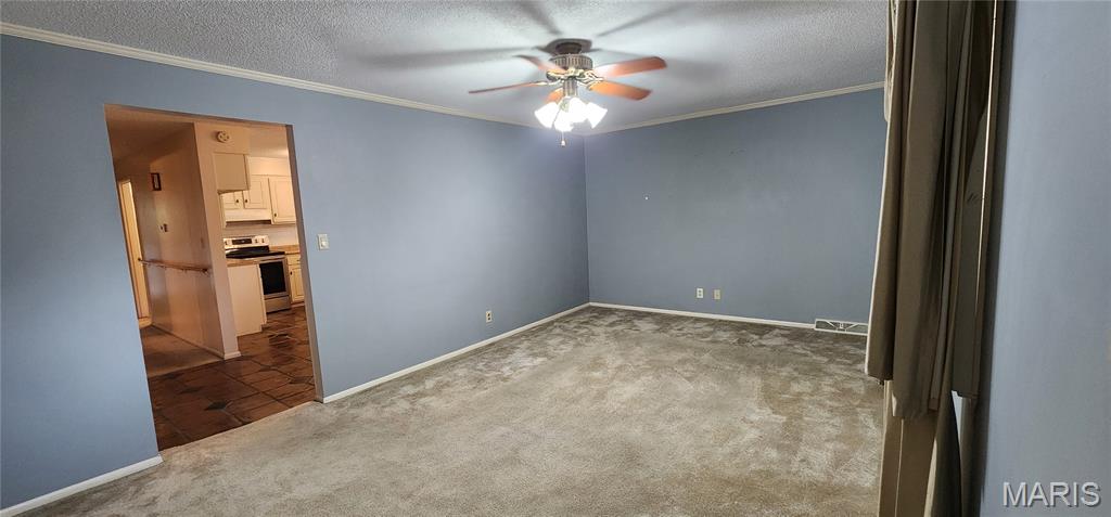 2020 Steven Drive Property Photo 6