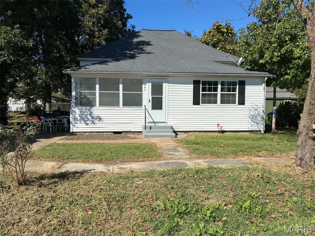 308 S Gideon Avenue Property Photo 1