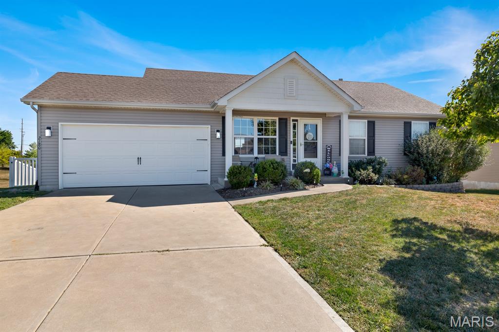 2180 Central Park Drive Property Photo 1