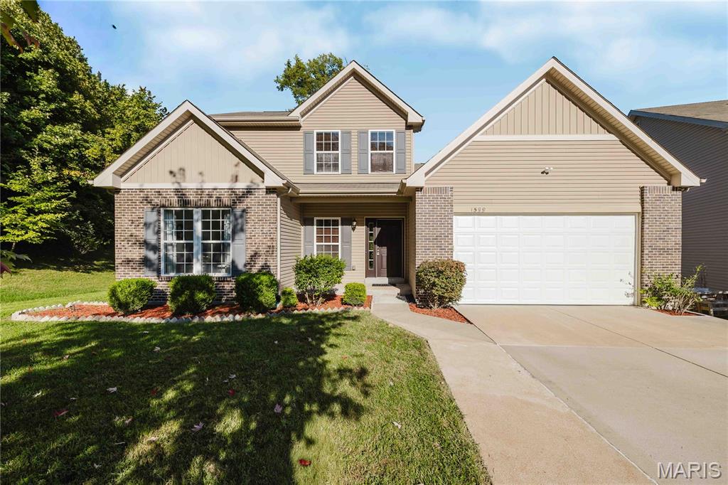 1599 Laurel Bluffs Drive Property Photo 1