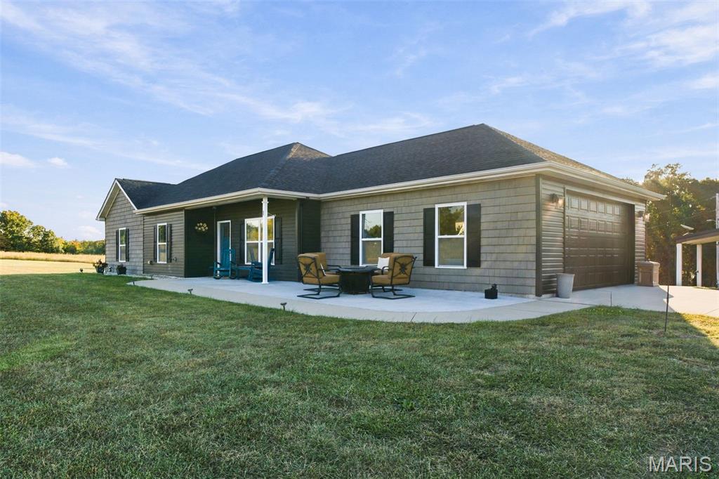 526 Luechtefeld Farm Drive Property Photo 4