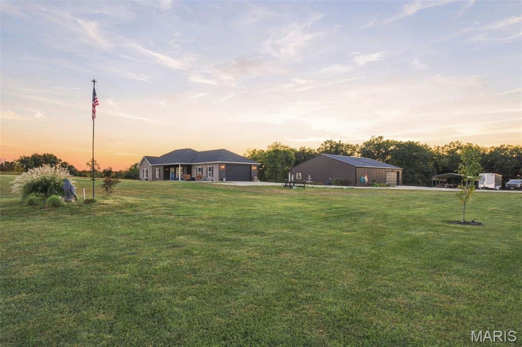 526 Luechtefeld Farm Drive Property Photo 8