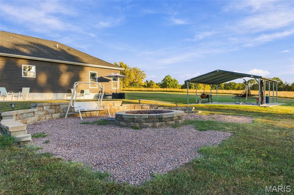 526 Luechtefeld Farm Drive Property Photo 32