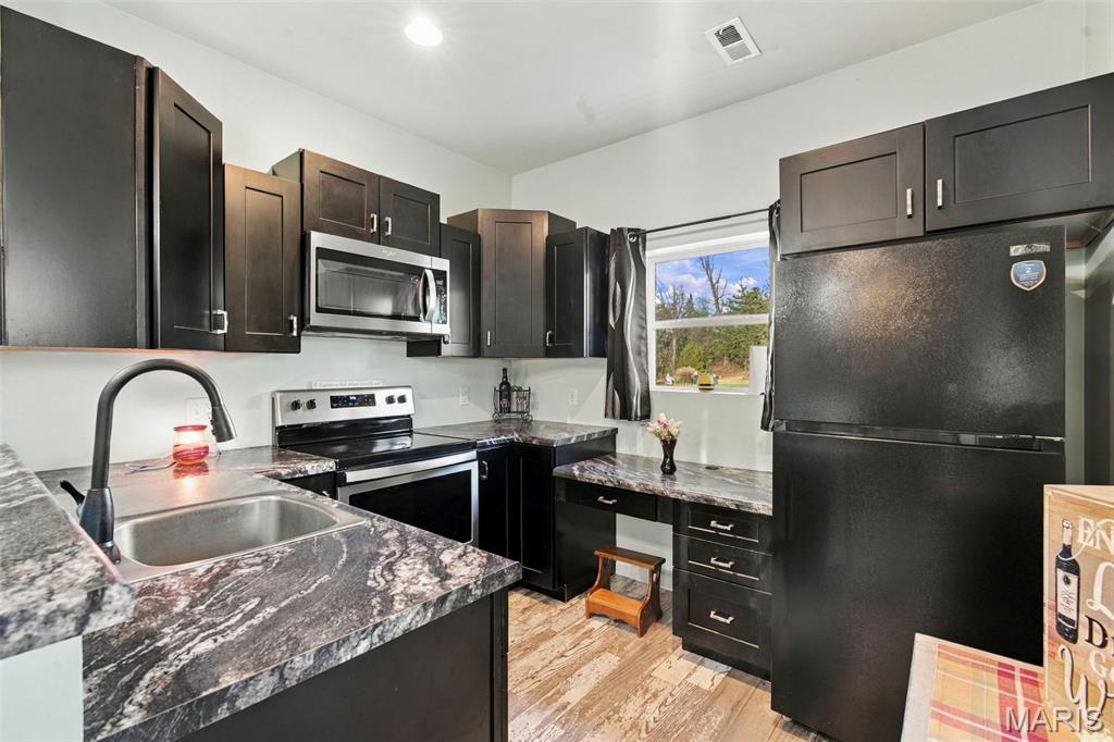 526 Luechtefeld Farm Drive Property Photo 39