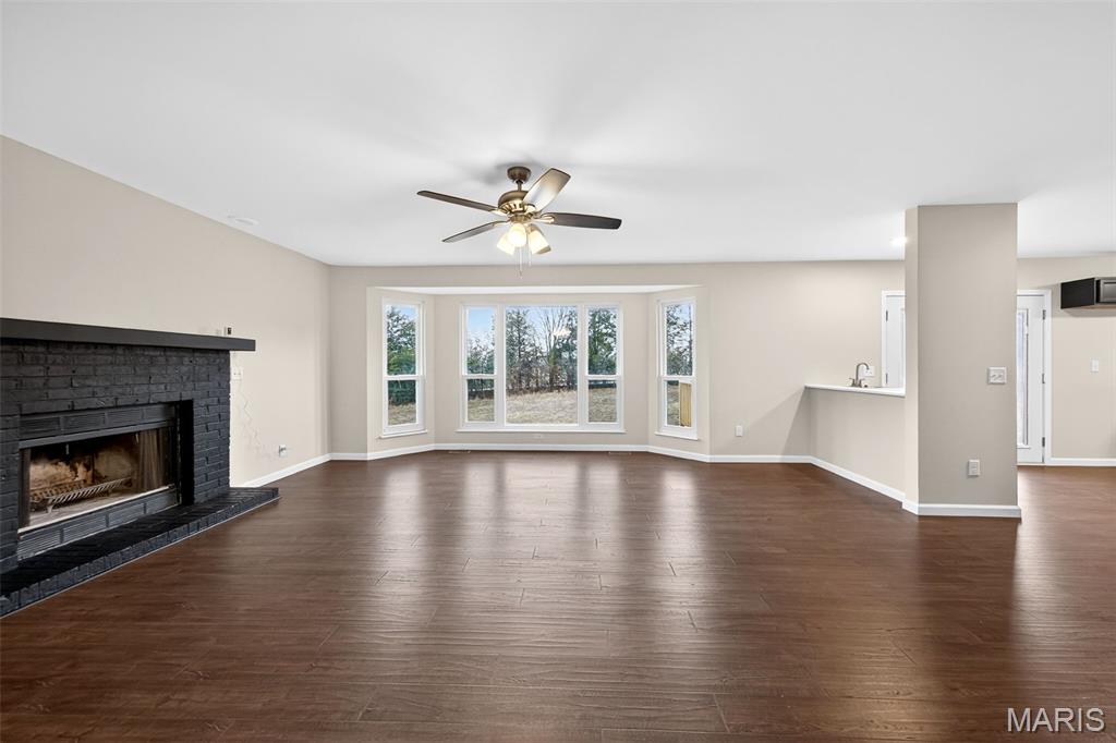 1131 Jade Drive Property Photo 6