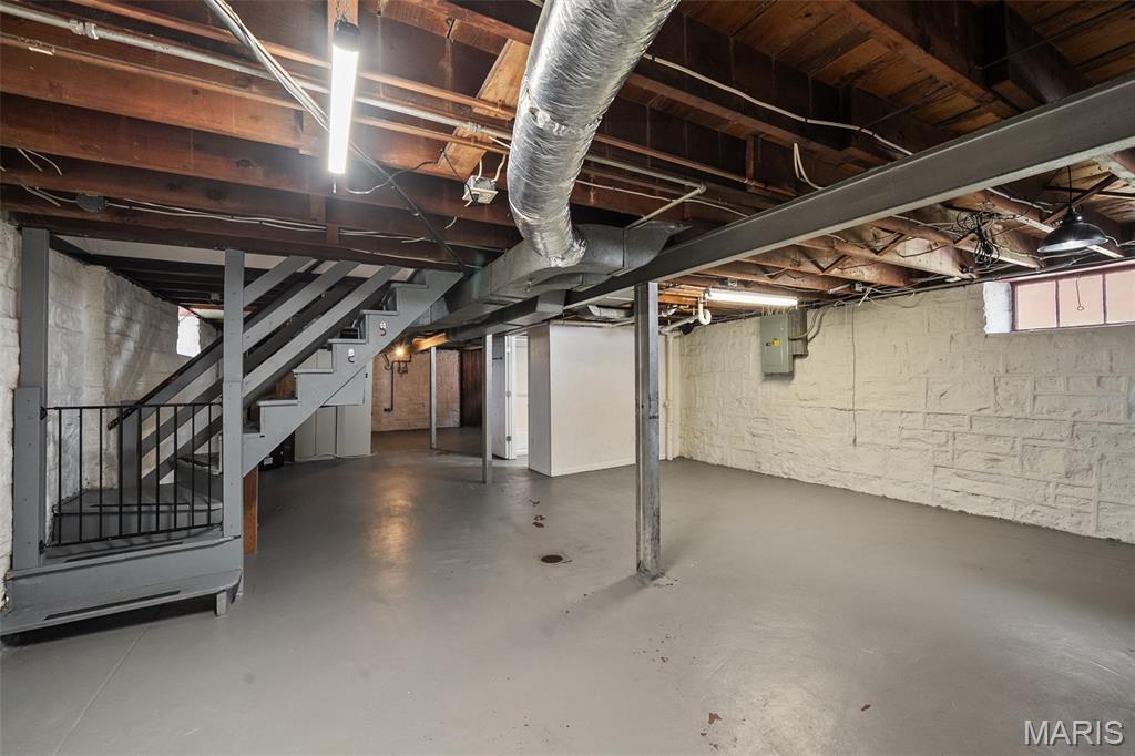 6989 Hillsland Avenue Property Photo 19