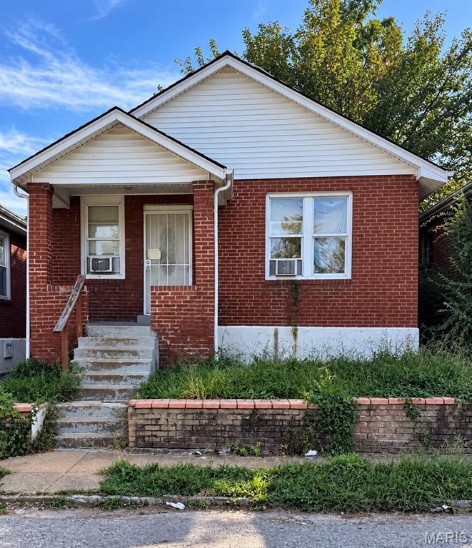 4756 Highland Avenue Property Photo 1