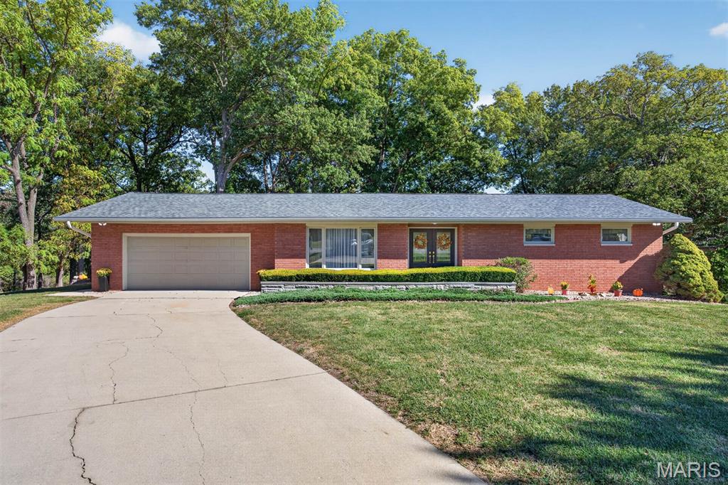 19 Madonna Court Property Photo 1