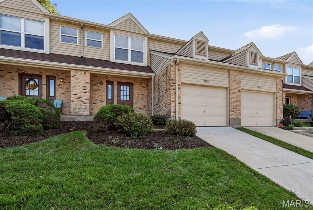 2433 Sandalwood Creek Court