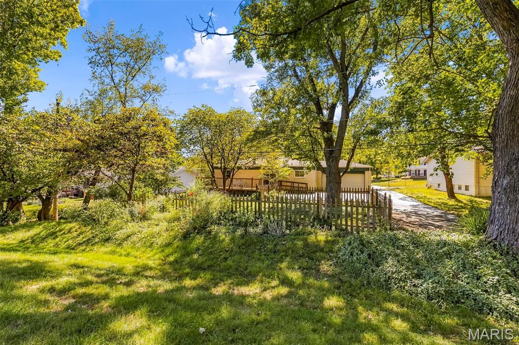 1766 Seven Pines Drive Property Photo 4