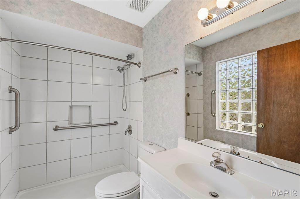 1766 Seven Pines Drive Property Photo 30
