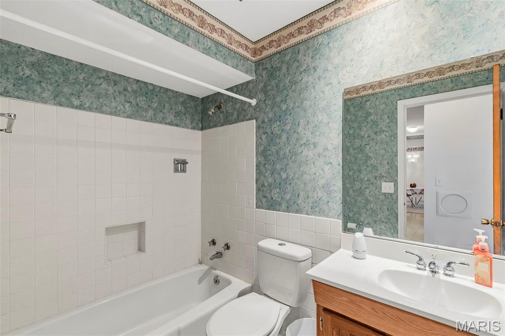 1766 Seven Pines Drive Property Photo 39