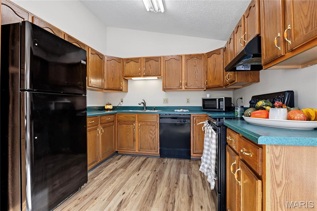 10224 Cedar Tree Lane Property Photo 29